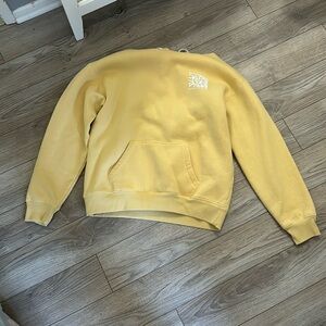 yellow women’s medium billabong sweatshirt!!